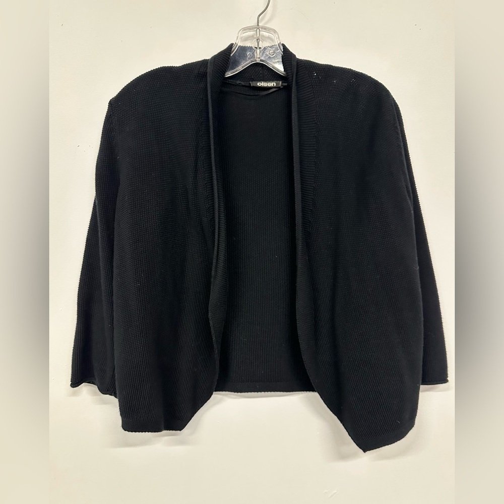 Olsen black cotton open cardigan size 4 relaxed fit 3/4 sleeve
Capsule Wardrobe